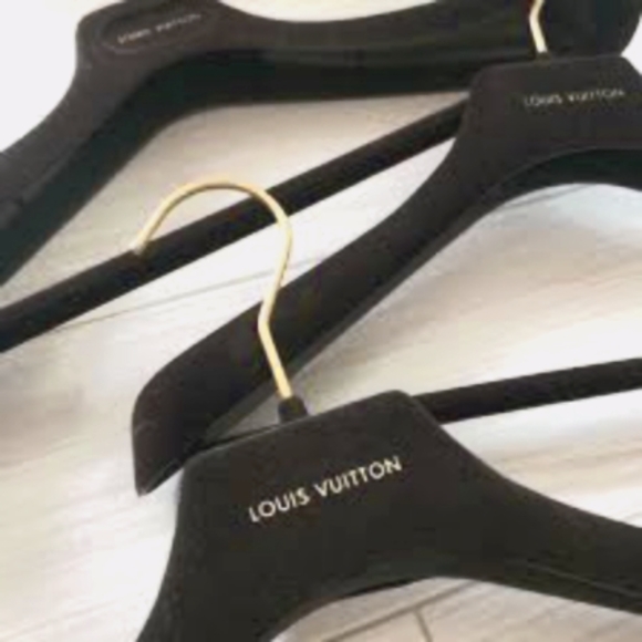 Louis Vuitton Garment Clothes Hangers - Picture 4 of 7